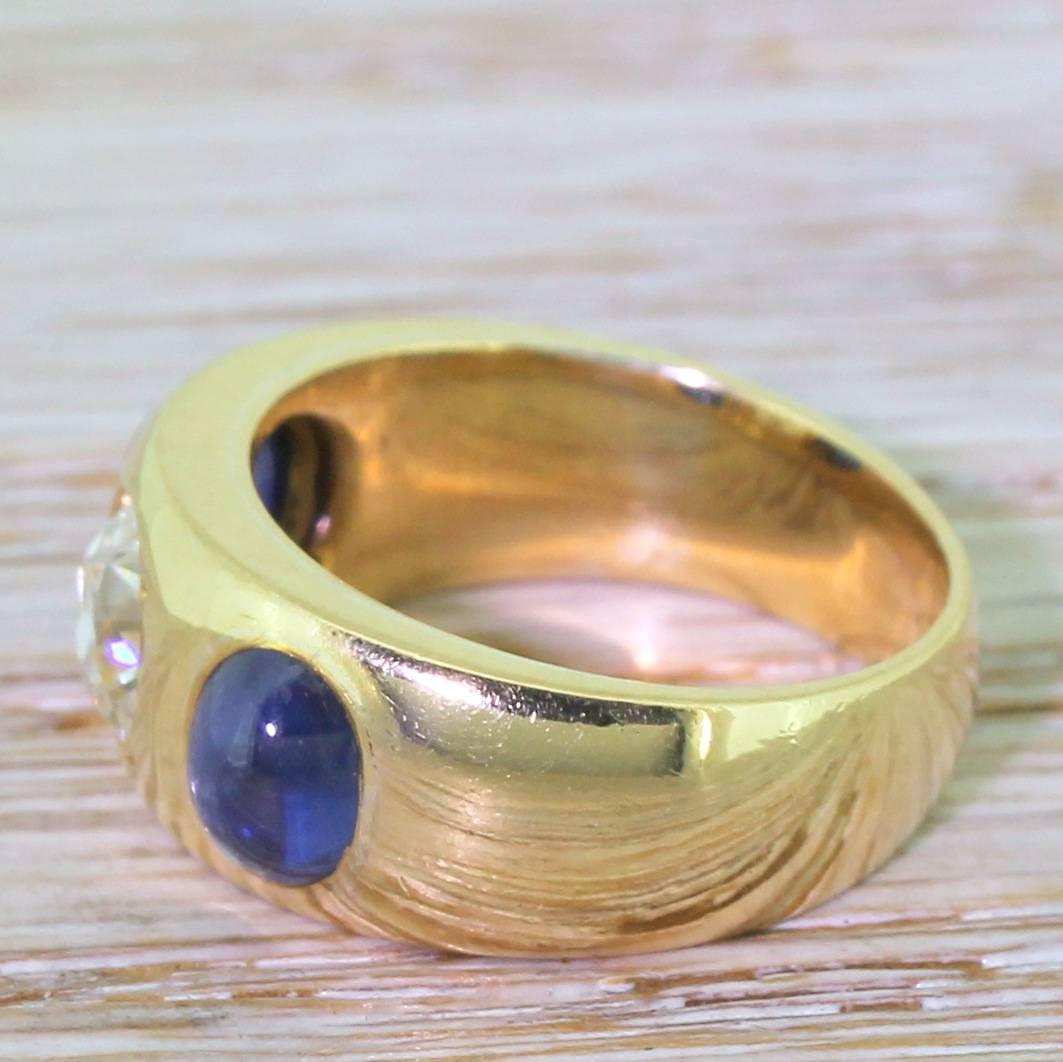 Victorian 0.90 Carat Old Cut Diamond Cabochon Sapphire Gold Gypsy Ring In Excellent Condition For Sale In Theydon Bois, Essex