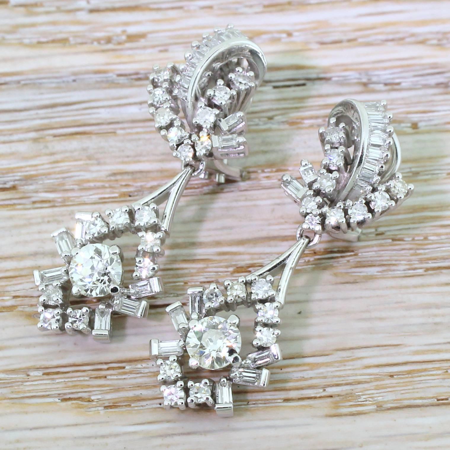 1950s Retro Old Cut and Baguette Cut Diamonds Gold Drop Earrings For Sale 3