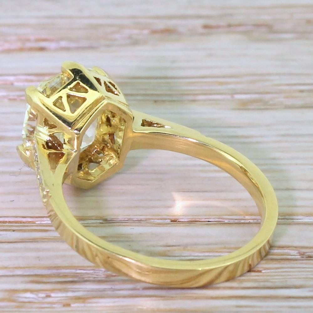Women's Art Deco 3.66 Carat Fancy Light Yellow Diamond Engagement Ring For Sale