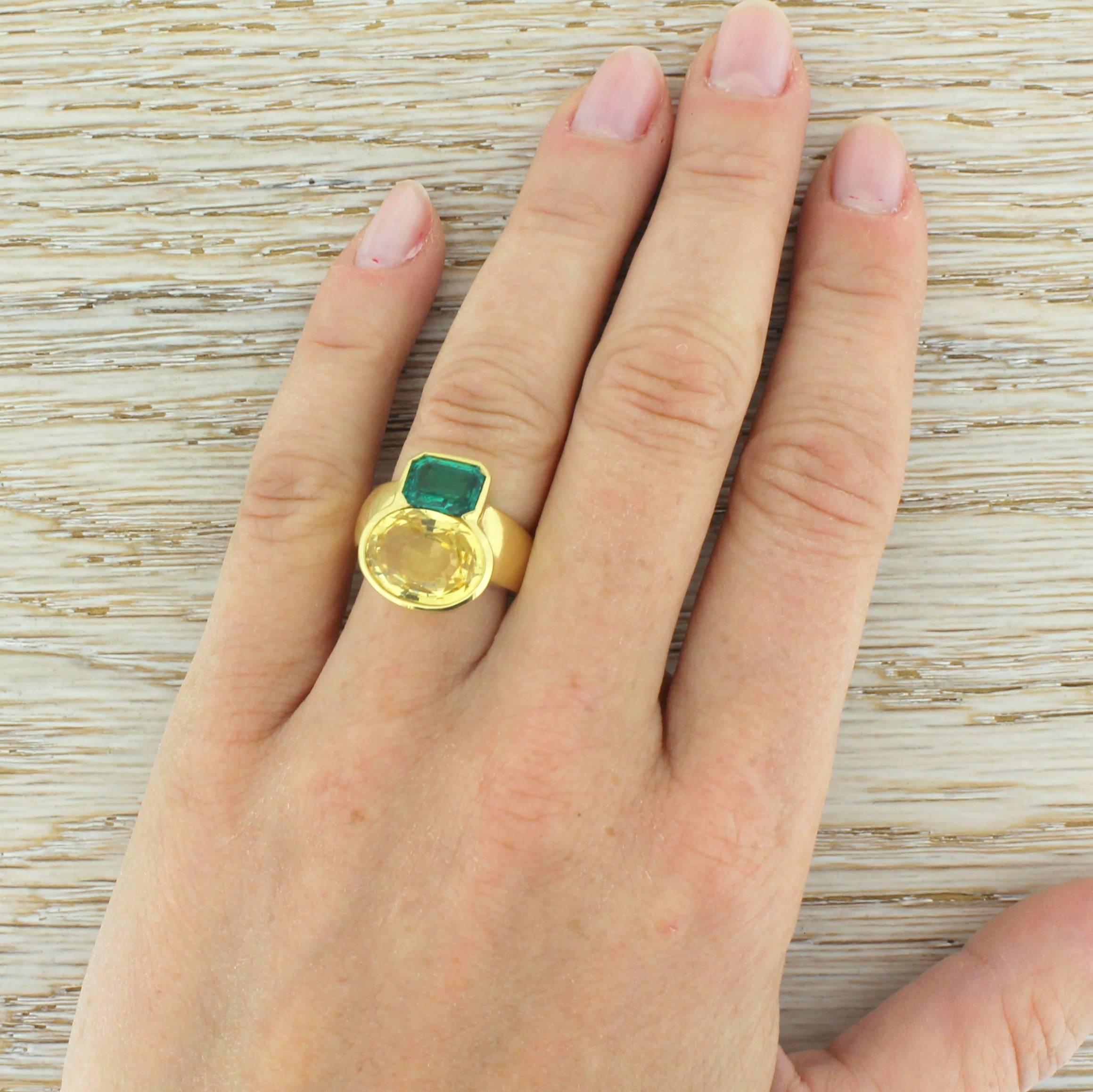 1970s Avant Garde 5.77 Carat Yellow Sapphire and 1.20 Carat Emerald Gold Ring For Sale 1