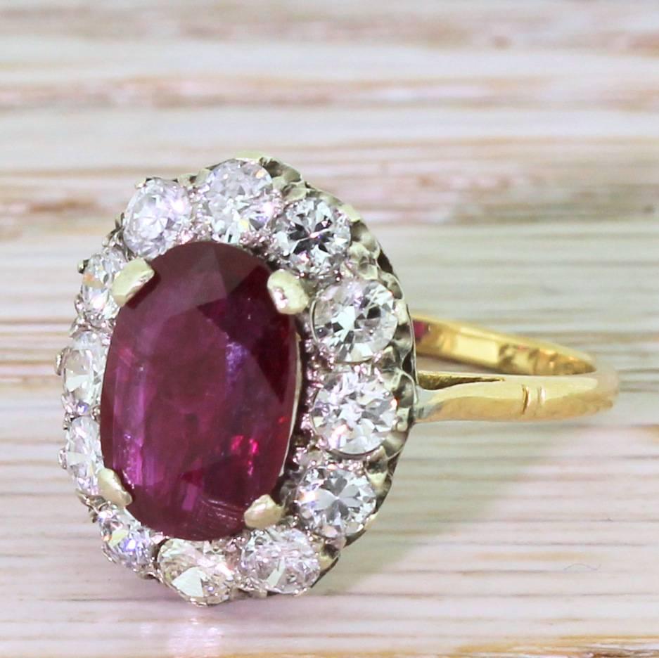 Mid Century 2.30 Carat Natural Ruby & Brilliant Cut Diamond Cluster For Sale 2