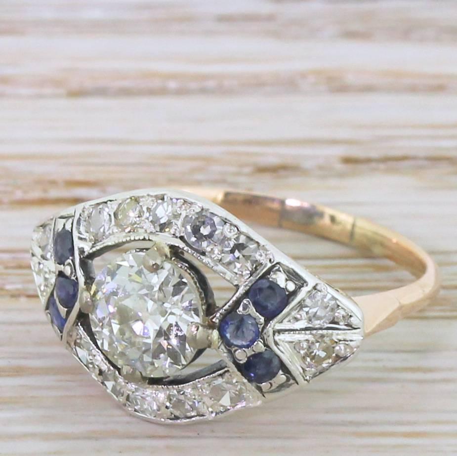 Art Deco 1.65 Carat Old Cut Diamond & Sapphire Cluster Ring For Sale 3