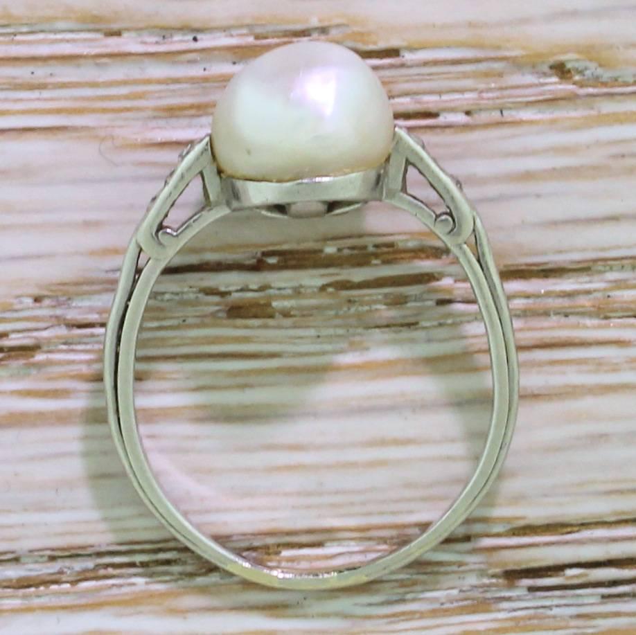 Art Deco Natural Saltwater Pearl Solitaire Ring In Good Condition For Sale In Theydon Bois, Essex