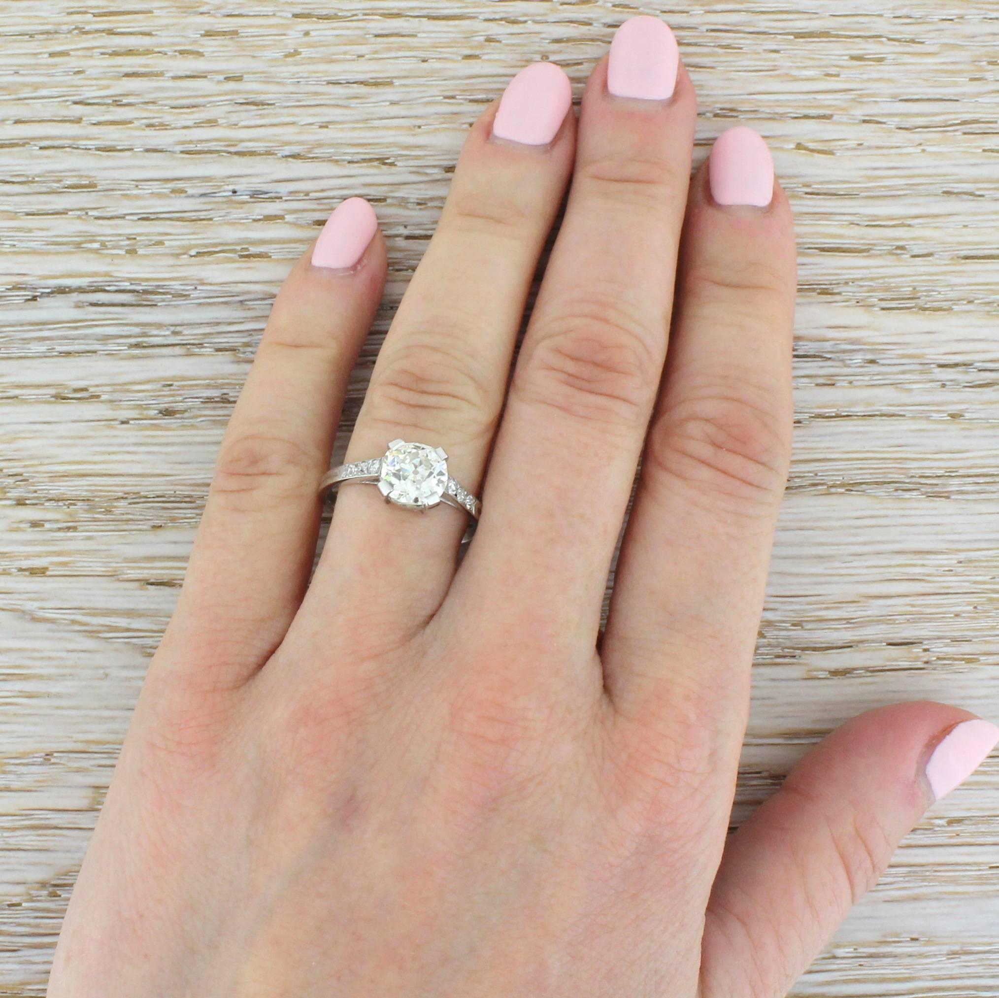 Art Deco 1.84 Carat Old Cut Diamond Platinum Engagement Ring For Sale 1