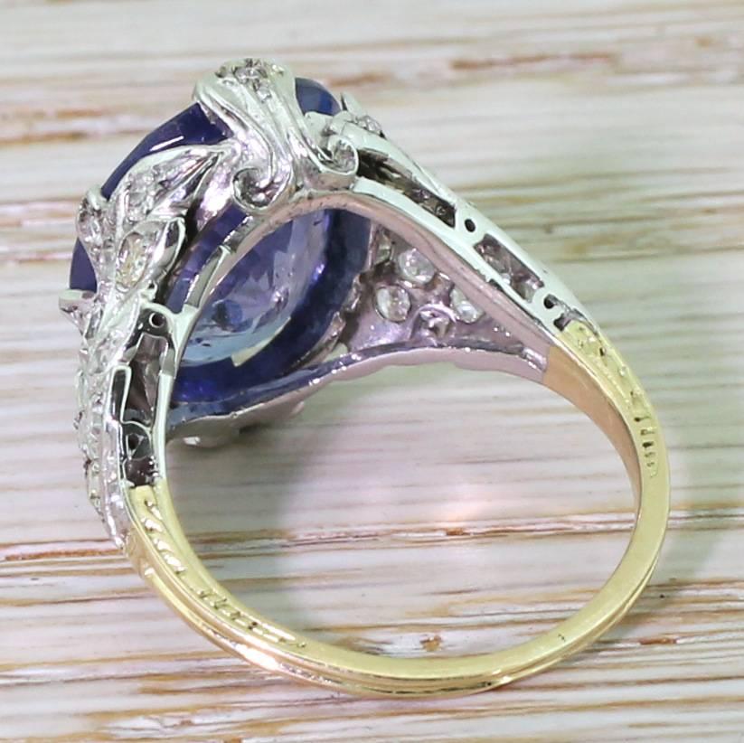 Art Deco 8.23 Carat Natural Ceylon Sapphire Ring In Good Condition For Sale In Theydon Bois, Essex