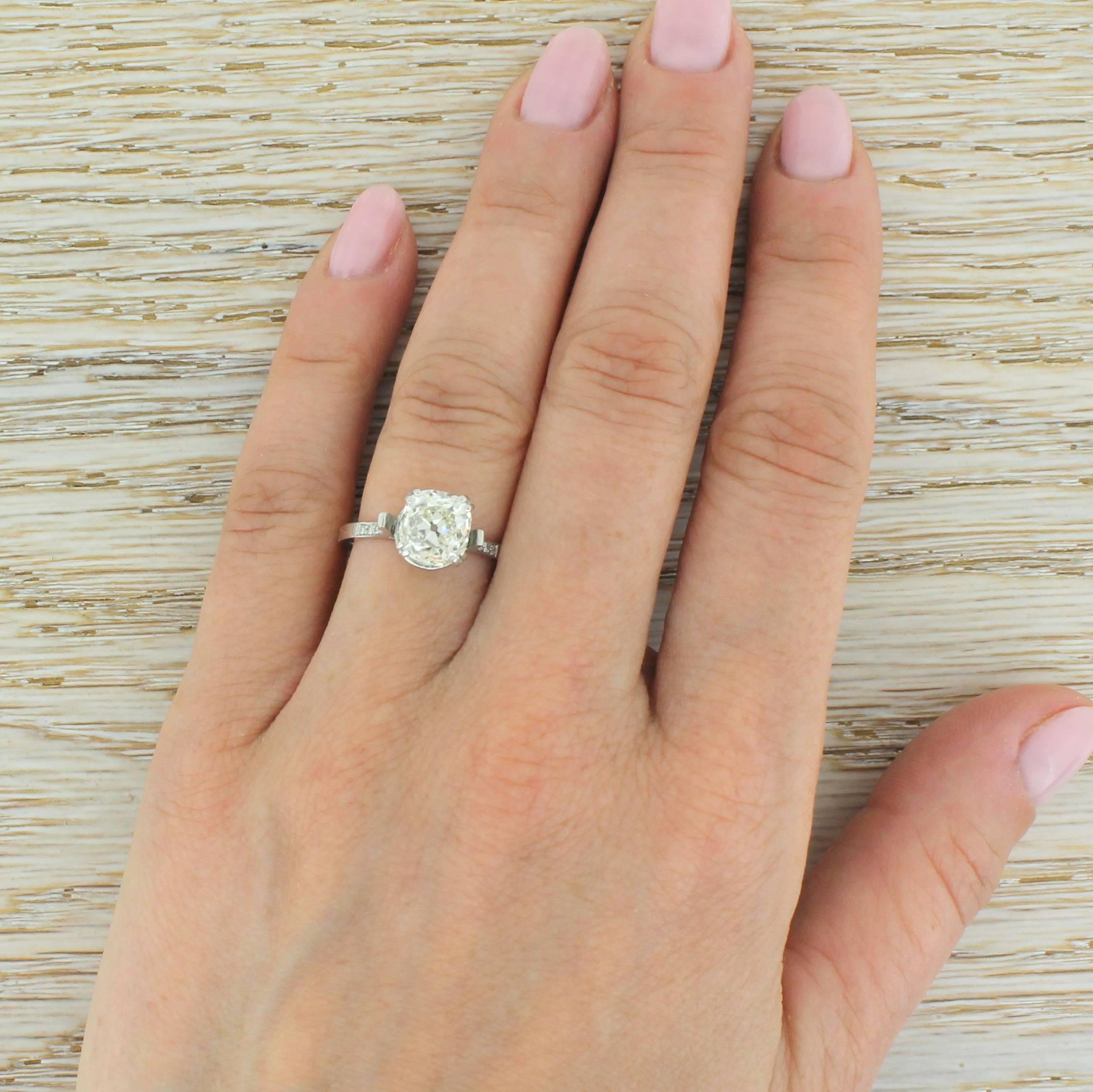 Art Deco 2.07 Carat Old Cut Diamond Platinum Engagement Ring For Sale 1