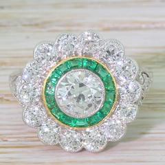Art Deco 2.77 Carat Old Cut Diamond and Emerald Target Cluster Ring
