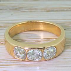 Victorian 1.40 Carat Old Cut Diamond Trilogy Ring, circa 1900
