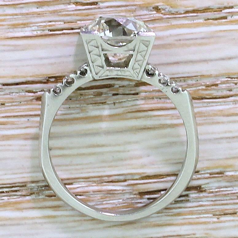 Art Deco 3.46 Carat Old European Cut Diamond Engagement Ring For Sale 1