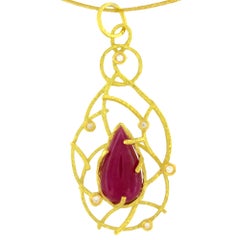 Sacchi 14.5 Carat Ruby and Diamonds Gemstone 18 Karat Gold Pendant Necklace