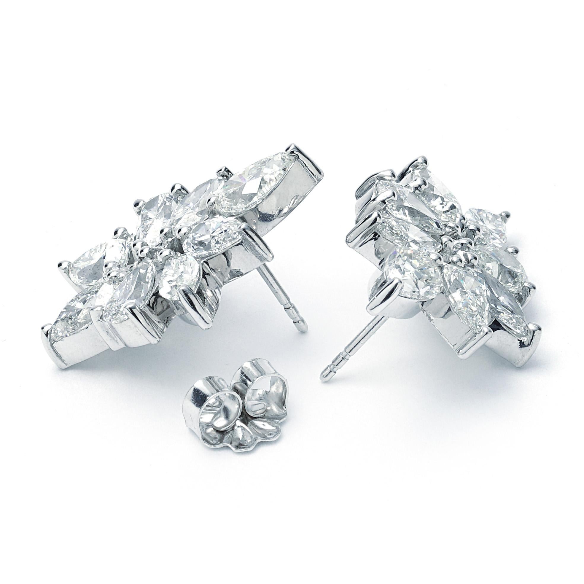 Birnen- und Marquise-Diamant-Cluster-Ohrringe 7,79 Karat Gesamtgewicht (Tropfenschliff) im Angebot