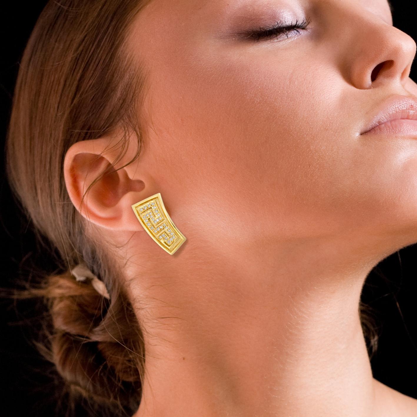 Georgios Collections: 18 Karat Gelbgold Diamant-Ohrringe im griechischen Schlüssel-Design (Klassisch-griechisch) im Angebot