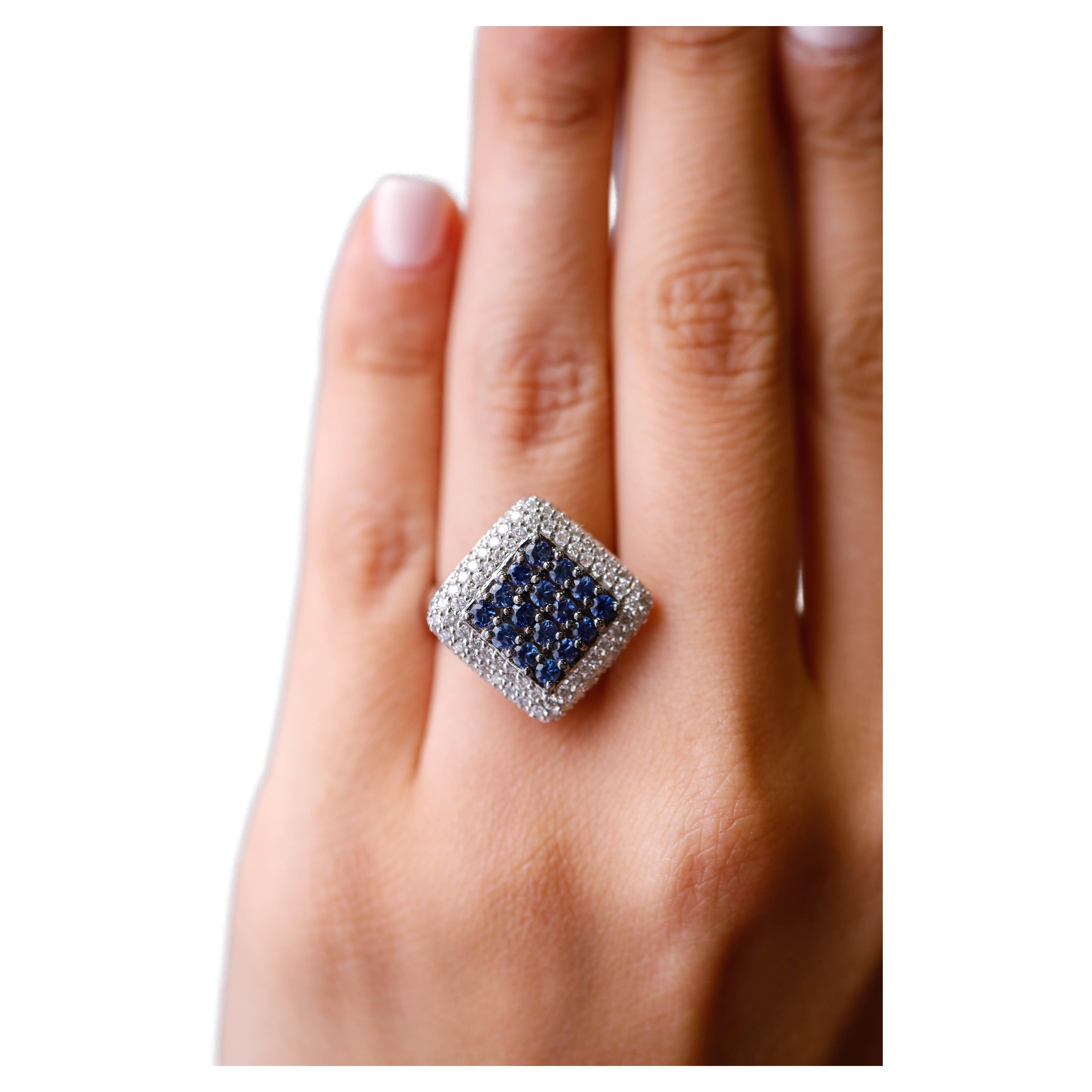 2,50 TCW Blauer Saphir Diamant Akzent Diamant Cocktail Ring 18 Karat Weißgold im Angebot