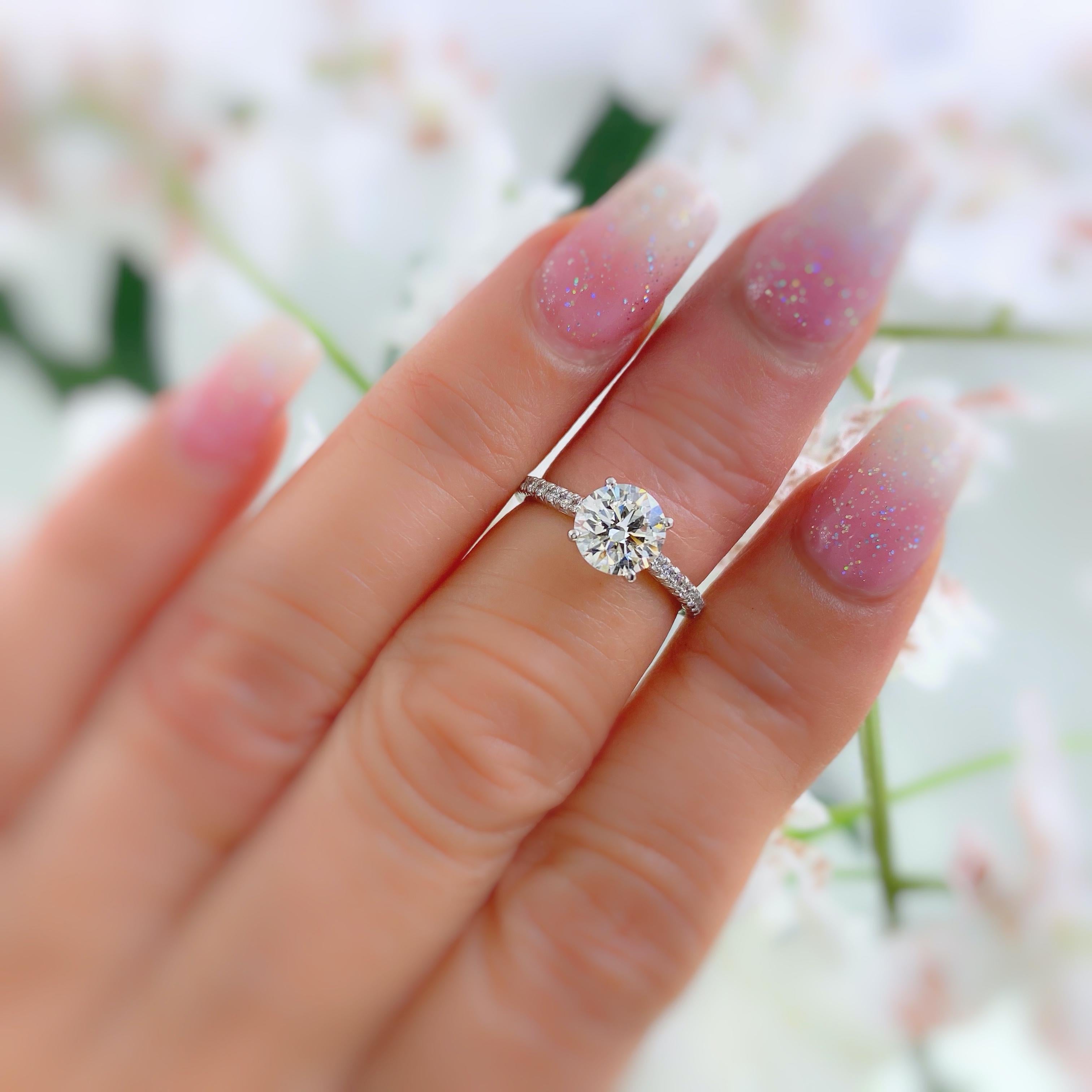 Tiffany & Co. Novo Round Diamond Engagement Ring 1.21 Carat in Platinum 1