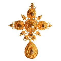 17th Century Table Cut Diamond Cross Pendant Brooch 18 Karat Yellow Gold