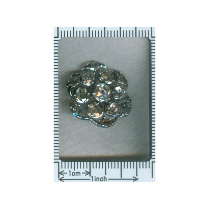 Unique Antique 18th Century Diamond Button in Excellent Condition, 1780s In Excellent Condition For Sale In Antwerp, BE