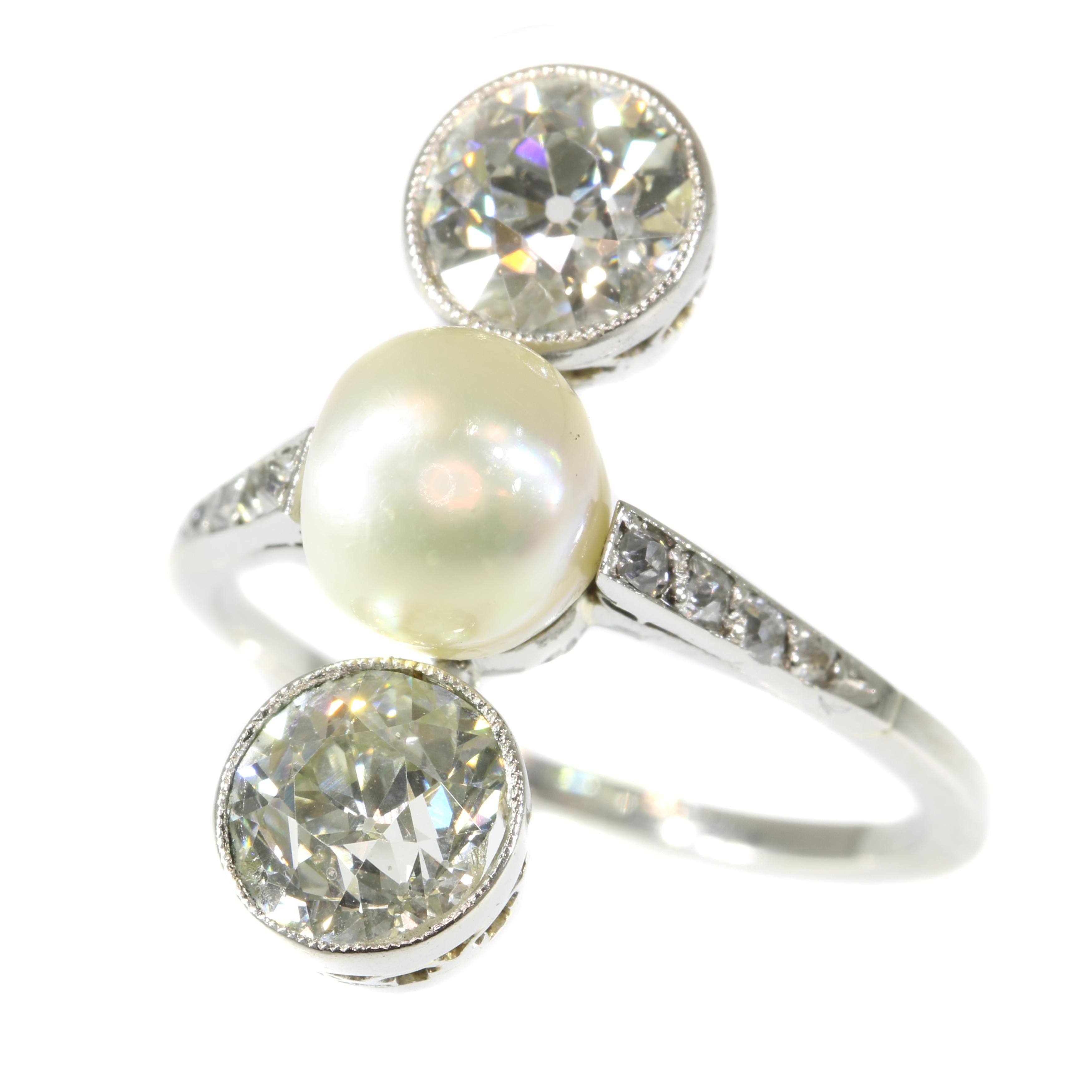 Platinum Art Deco Engagement Ring Natural Pearl and Big Old Mine Cut Brilliants For Sale