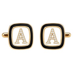 Manschettenknöpfe mit erhabenen Diamanten und individuellen Initialen, weißes Emaille, 14-karätiges Gold von Meghna Jewels