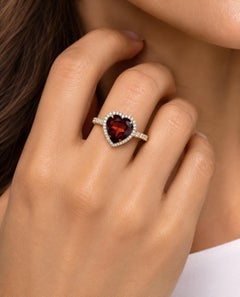 3.41 Garnet Diamond 14 Karat Gold Heart Ring