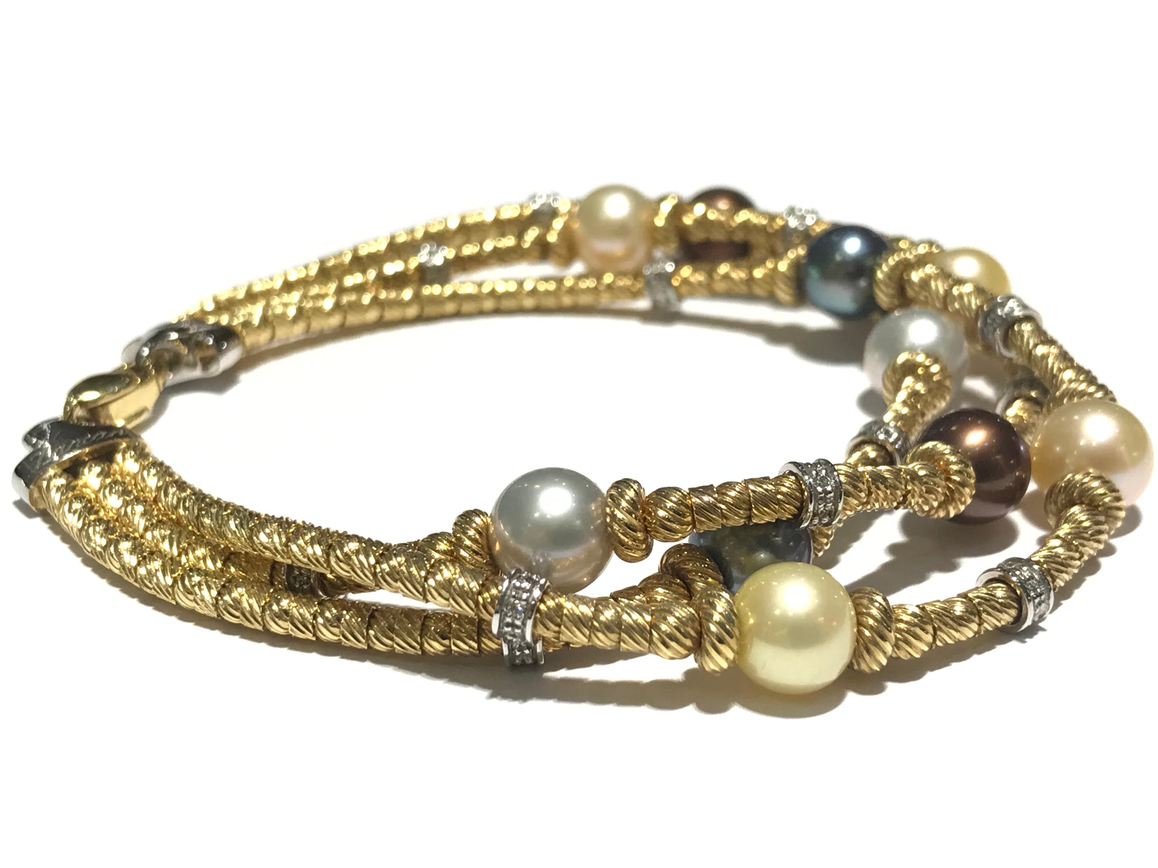 Cultured Pearl and Diamond Bracelet in 18 Karat Y/G In New Condition For Sale In Toronto, Ontario
