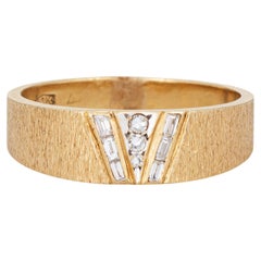 Vintage-Diamantring aus den 70er Jahren, 14 Karat Gelbgold, Ringgröße 11, verschiedene Schliffe, V-Design