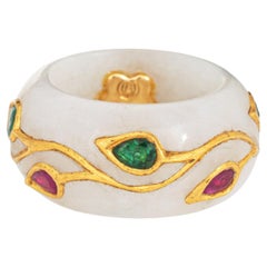 Anello vintage in giada bianca, misura 5, con pietre preziose e foglie di vite, montatura in oro giallo 18 carati