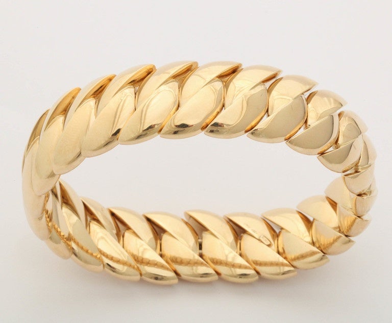 18k yellow gold expandable curb link bracelet