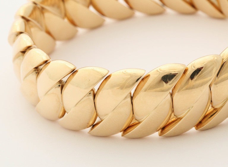Women's Expandable Gold Curb Link Bangle Bracelet