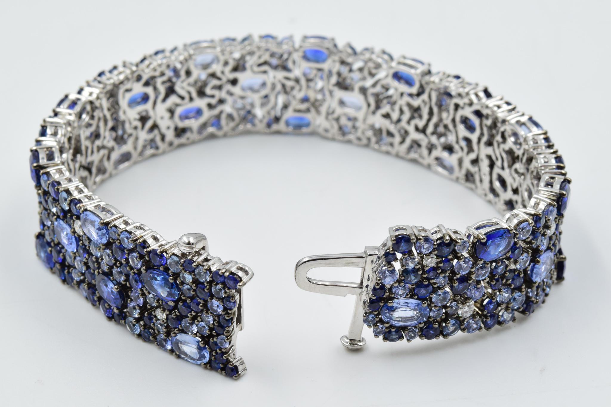 Women's Robert Procop American Glamour Bracelet - Dark and Light Blue Sapphire in 18k