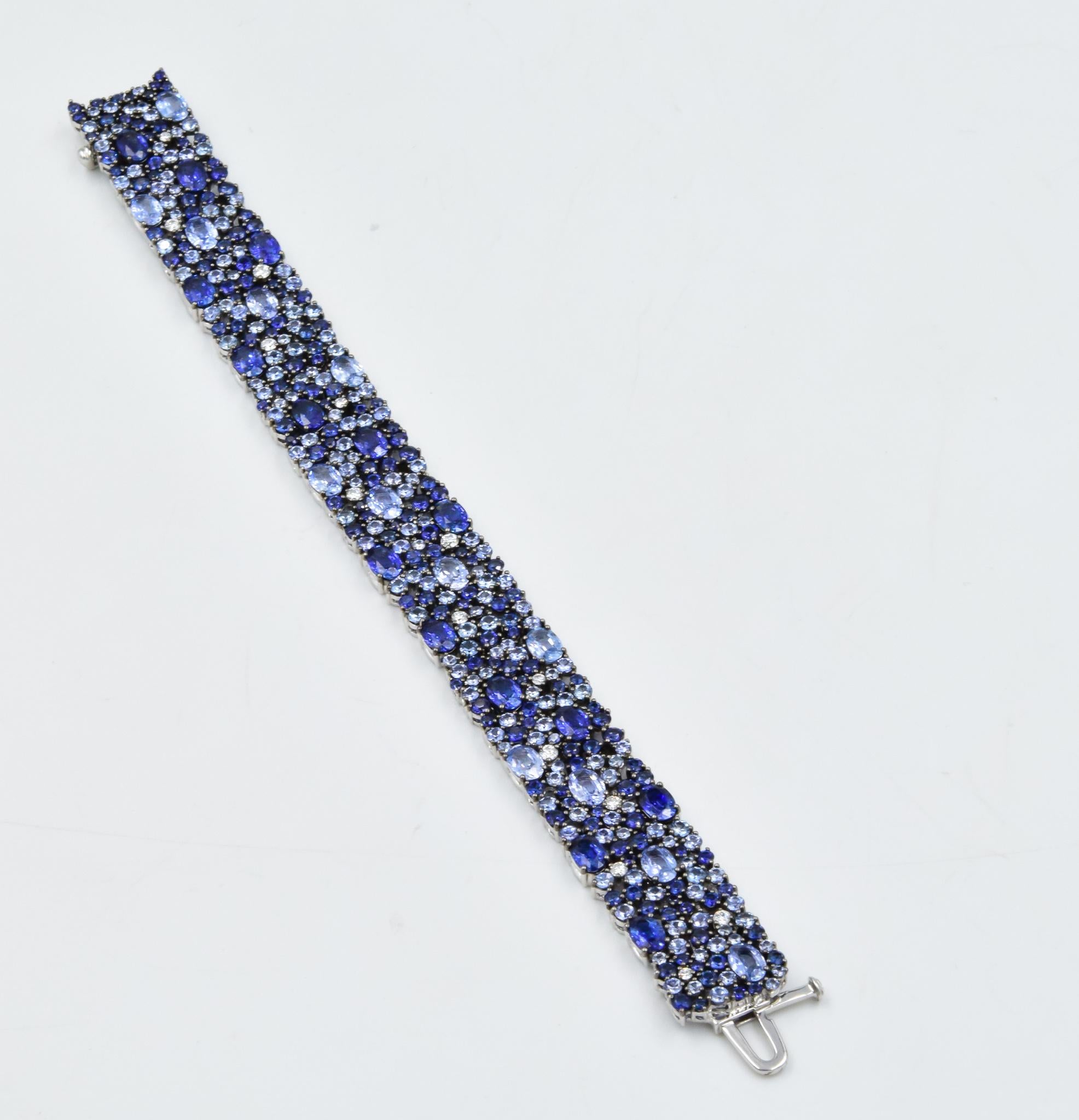 Robert Procop American Glamour Bracelet - Dark and Light Blue Sapphire in 18k 4