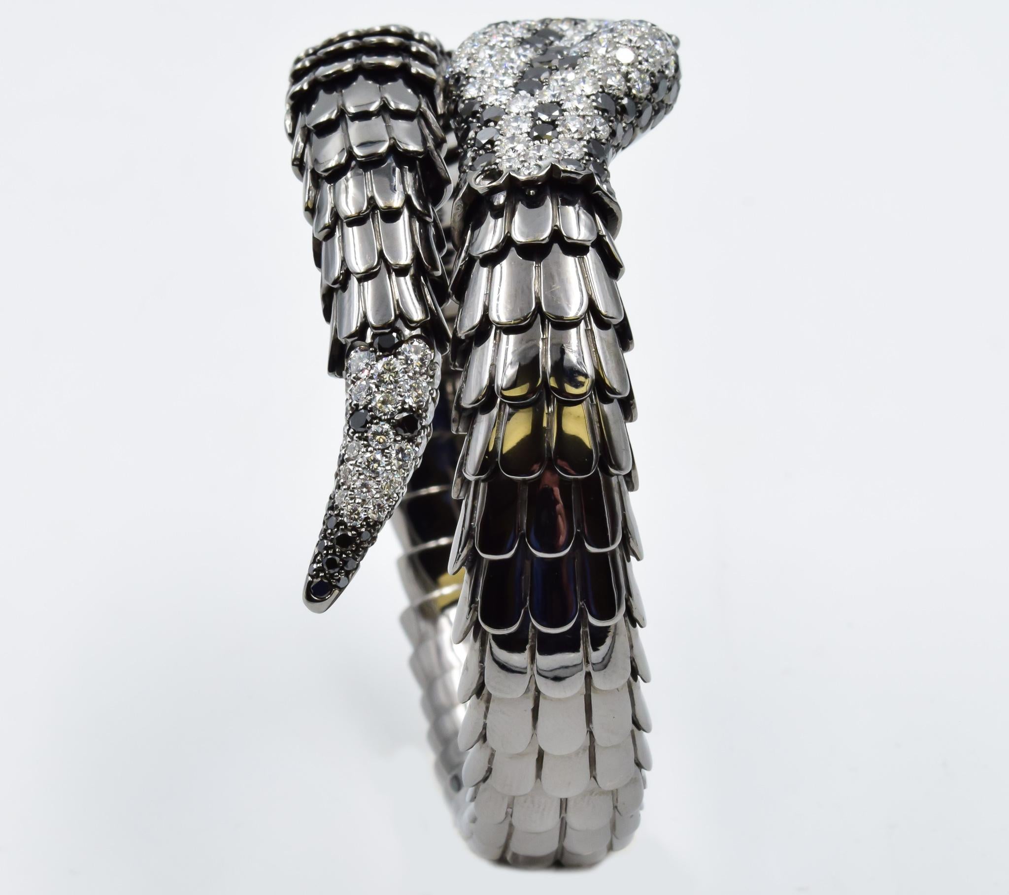 This Crivelli Snake bracelet is an incredibly designed piece with a flex open and close feature.  The quality of this piece is second to none and you will not be able to find a similarly crafted quality piece for this range in price.  Each link on