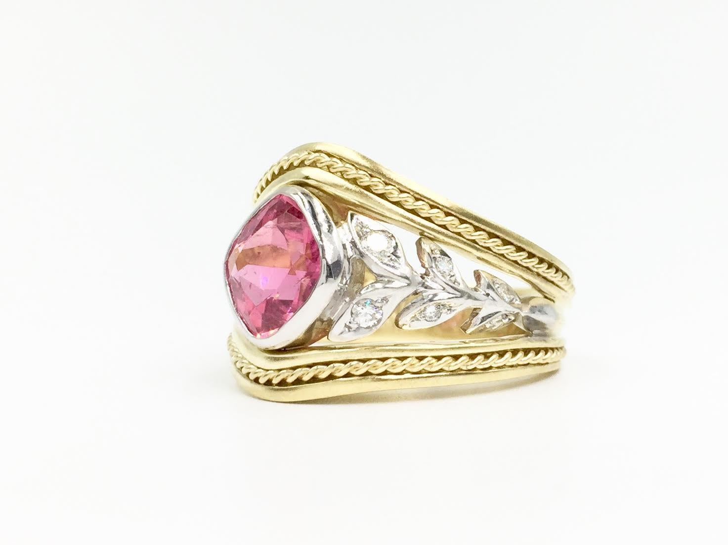 18 Karat Two-Tone Pink Tourmaline and Diamond Leaf Ring For Sale 2