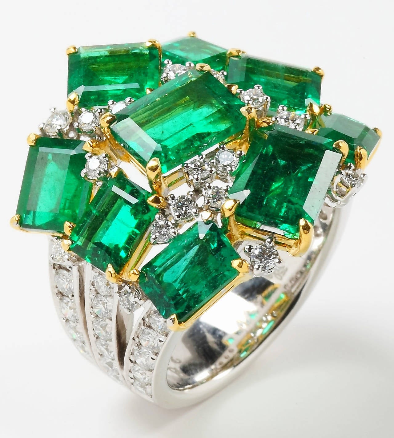 Vivid Green Emerald Ring