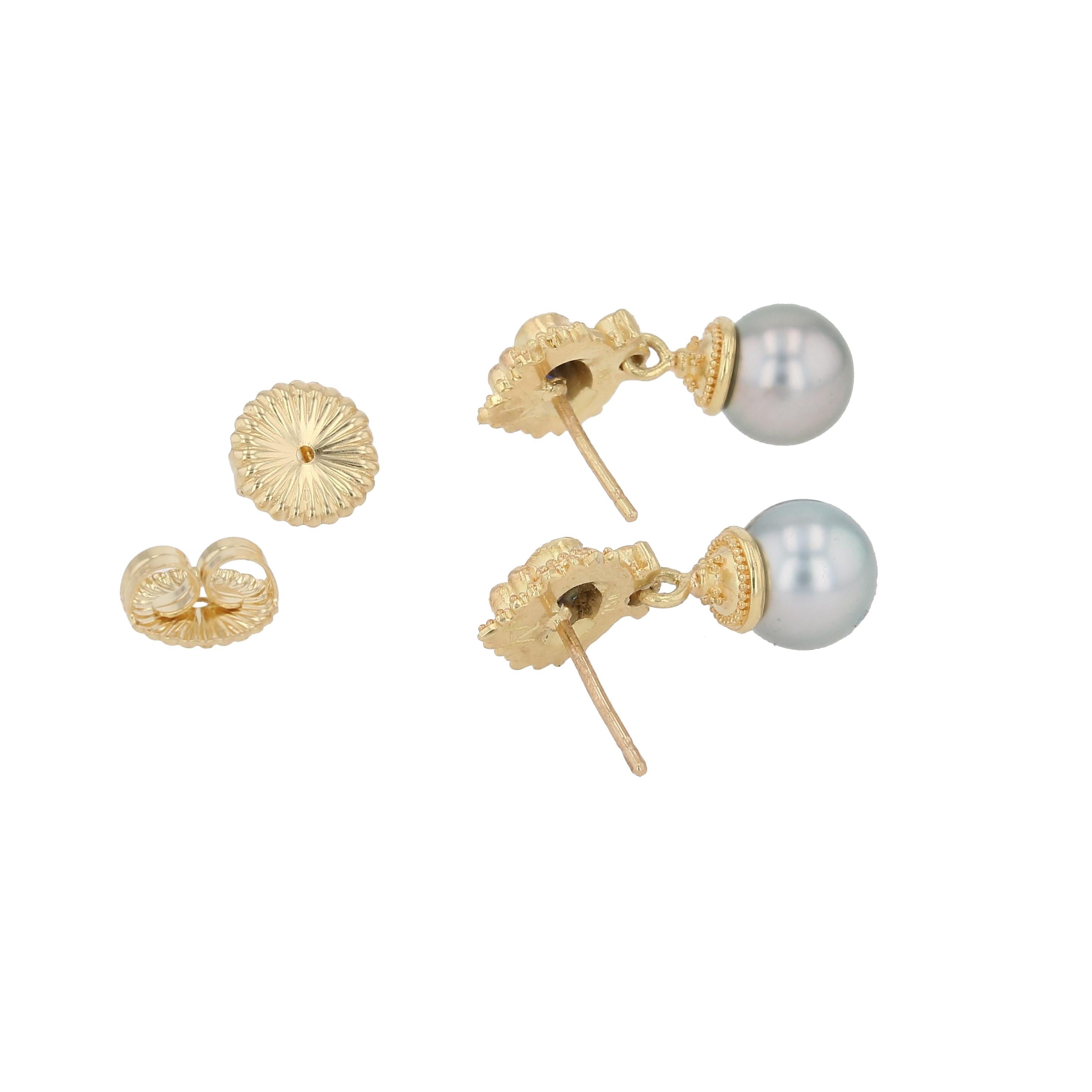 Orecchini a goccia Edison con zaffiro blu, diamante e perla in oro Kent Raible 18 carati In condizioni Nuovo in vendita a Mossrock, WA
