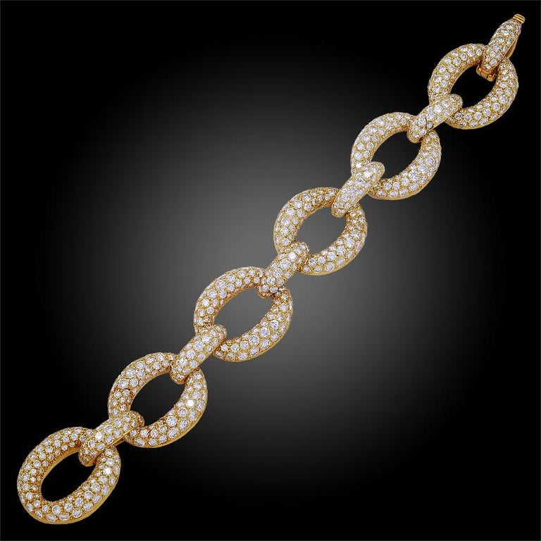 1970s Van Cleef and Arpels Diamond Gold Link Bracelet For Sale at 1stDibs
