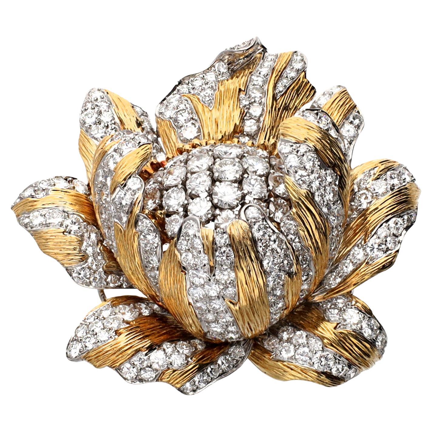 David Webb Vintage Collection Diamond Buttercup Flower Brooch (Broche fleur de bouton d'or)