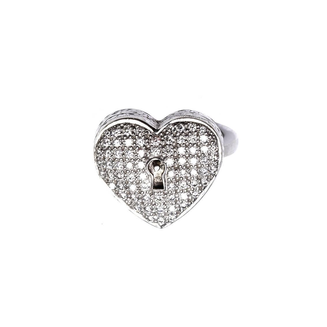 Diamond Heart Locket and Key Victorian Poison Ring in 18 Karat Gold and Diamonds (Rundschliff)