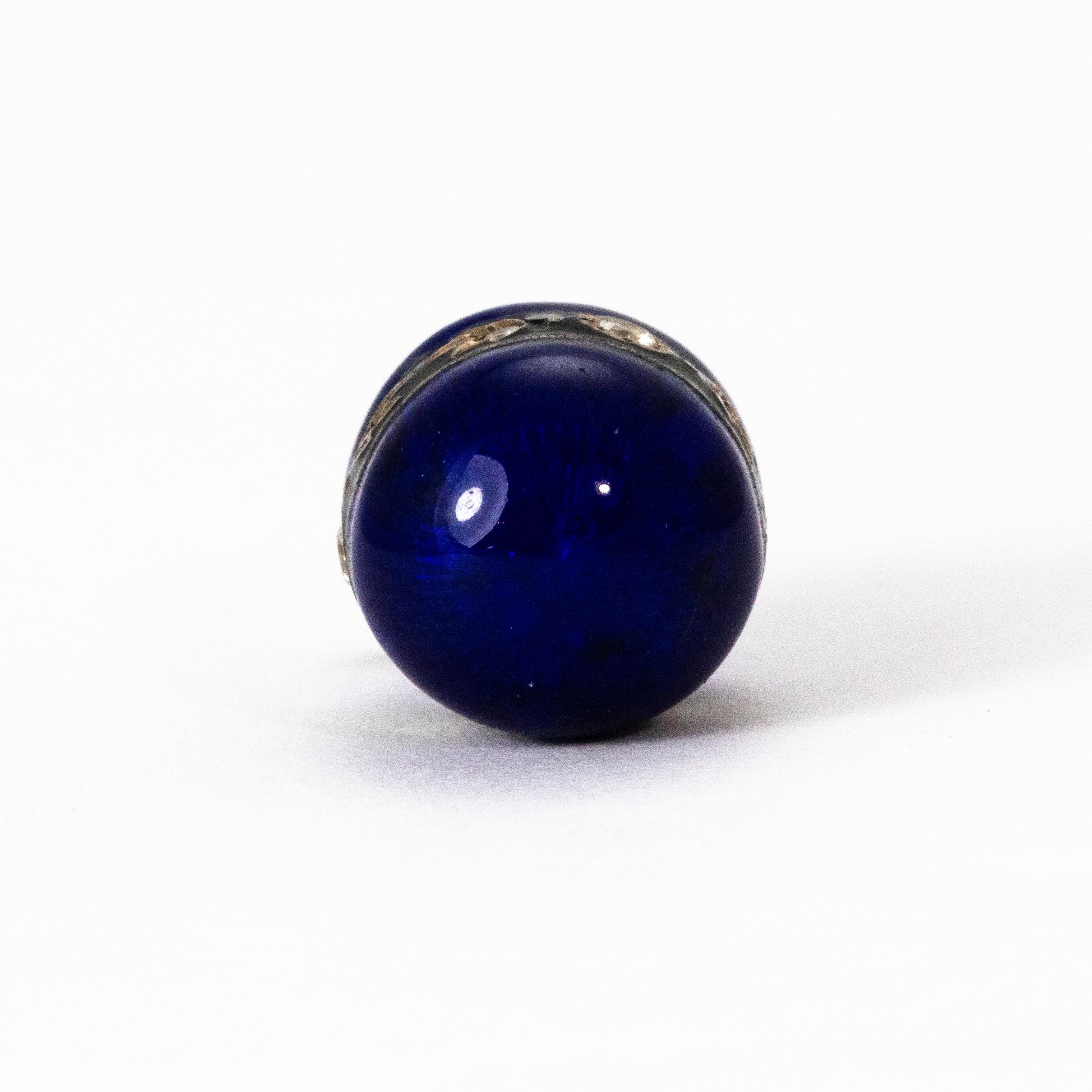 Victorial Royal Blue Enamel Egg In Good Condition For Sale In Chipping Campden, GB