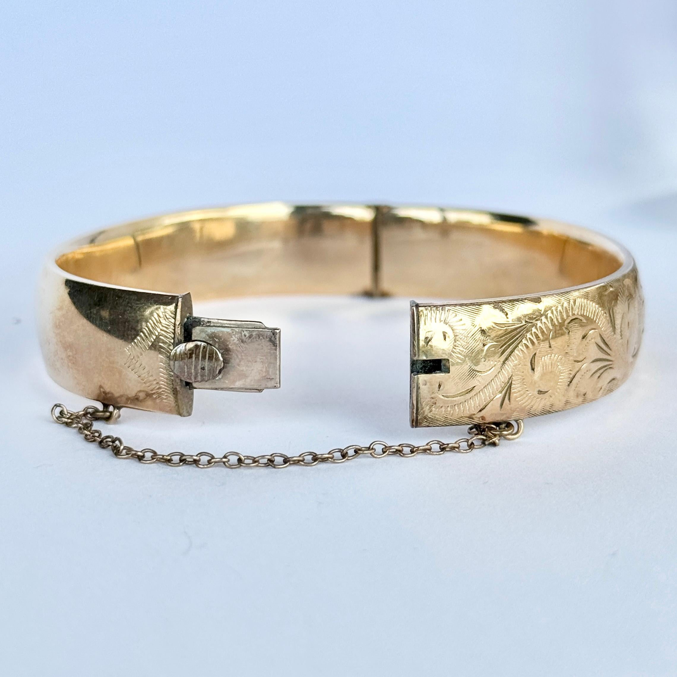 Antiker Armreif mit Metallkern-Gravur im Zustand „Gut“ im Angebot in Chipping Campden, GB