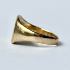 Vintage 9 Carat Gold Signet Ring