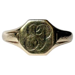 Vintage 9 Carat Gold Signet Ring