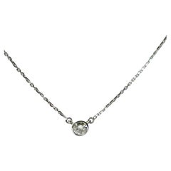 Modern 18 Carat White Gold and Diamond Pendant Necklace