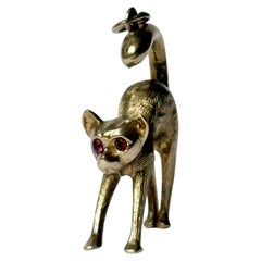 Vintage Cat Figurine 9 Carat Gold Charm