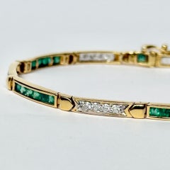 Vintage Diamond and Emerald 18 Carat Gold Bracelet