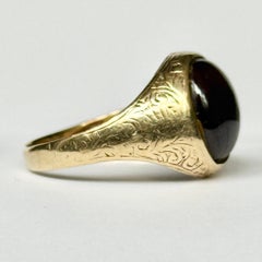 Vintage Garnet Cabochon and 9 Carat Gold Signet Ring