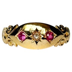 Art Deco Diamond and Ruby 18 Carat Gold Star Setting Ring