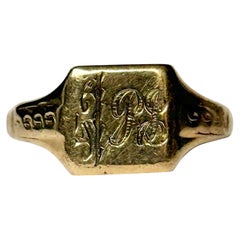 Vintage 9 Carat Gold Signet Ring