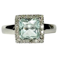 Modern Aquamarine and Diamond 14 Carat White Gold Solitaire Ring