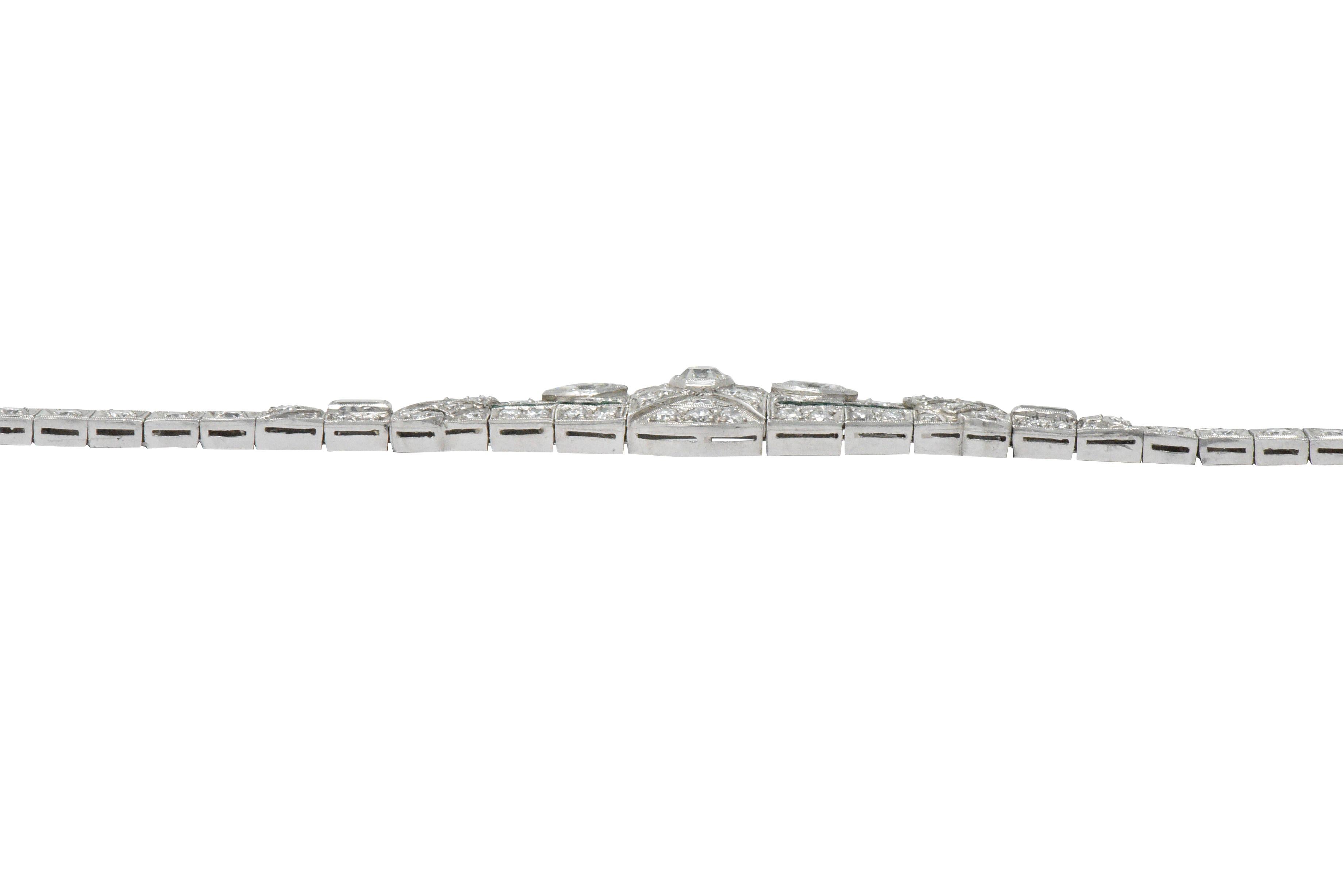 1920s 5.40 Carat Diamond Emerald Platinum Art Deco Bracelet 3
