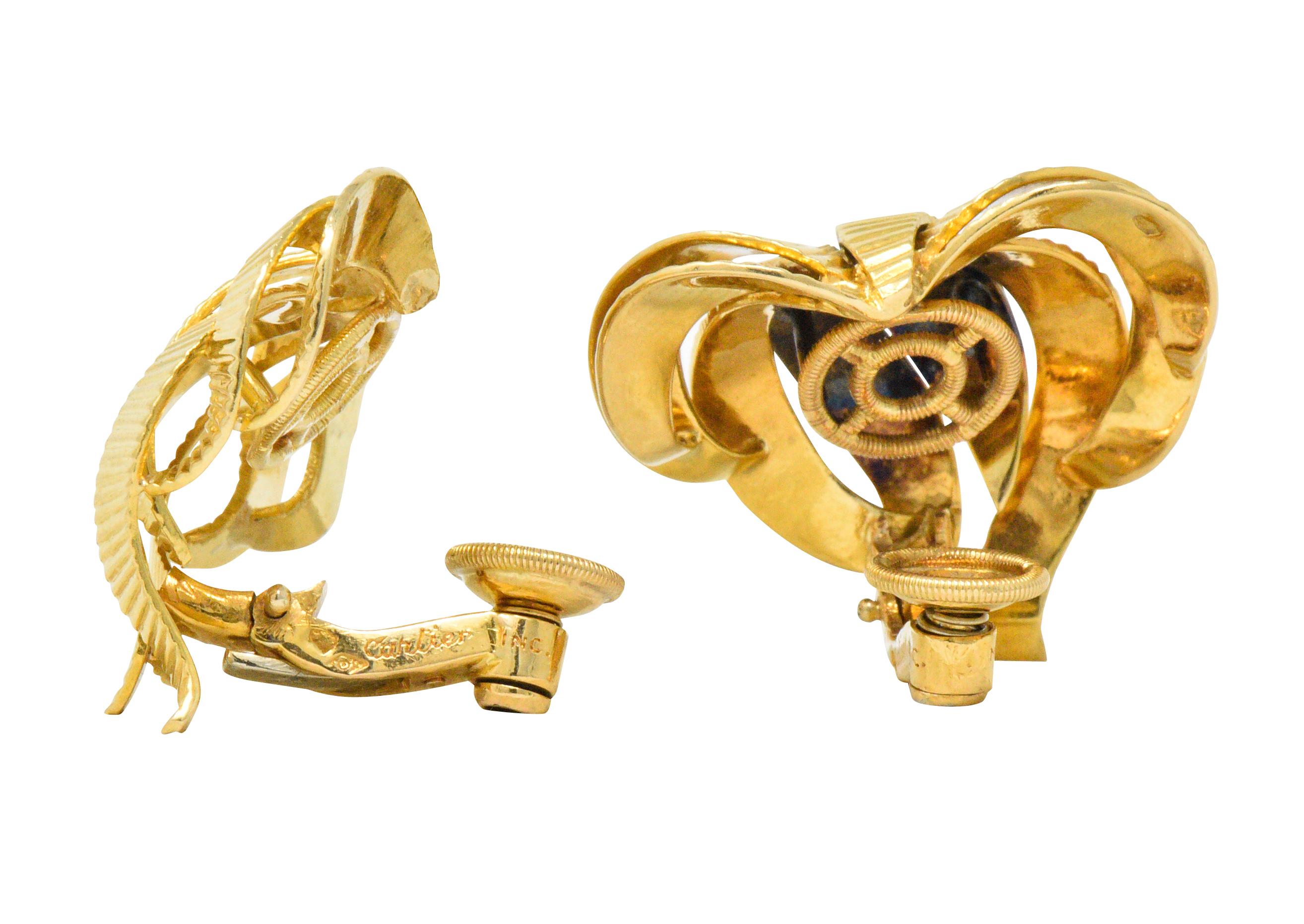 Cartier France Retro 18 Karat Gold Ear-Clips Earrings In Excellent Condition In Philadelphia, PA